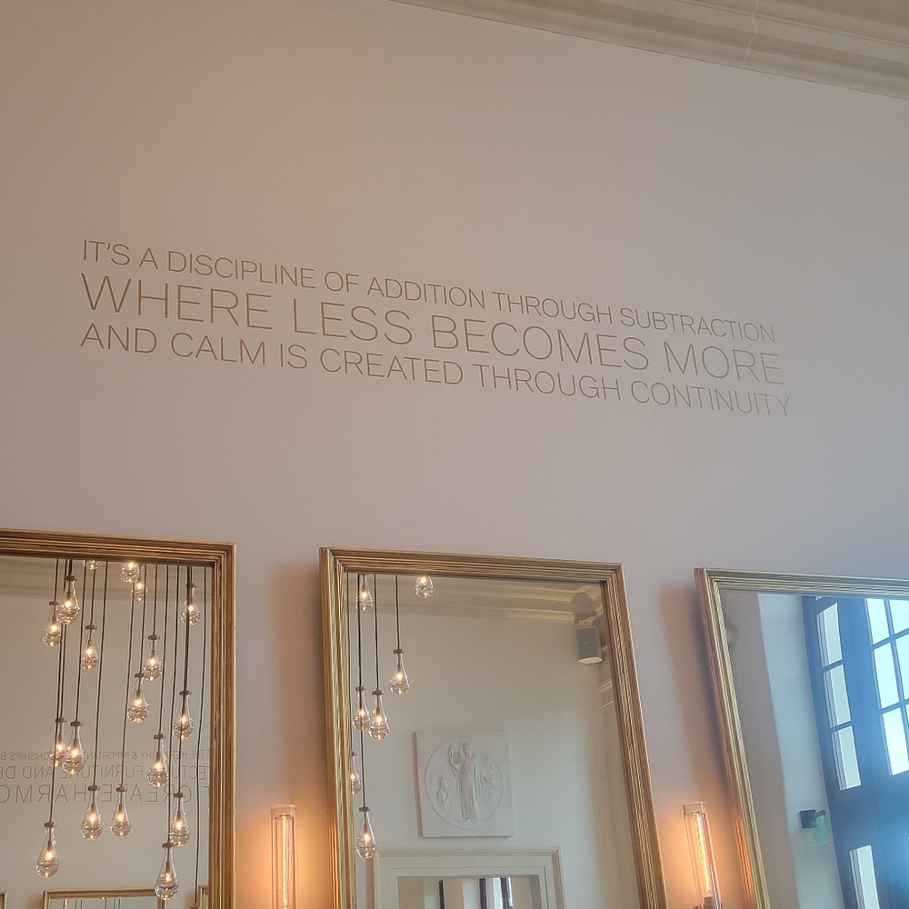 Meet your Posher, Elle nicole